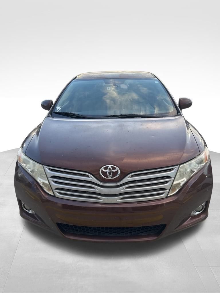 2010 Toyota Venza Base photo 2