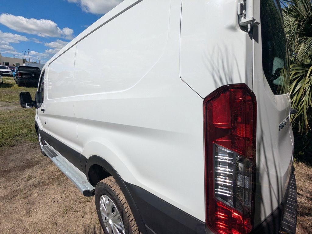 2024 Ford Transit Cargo Van photo 3
