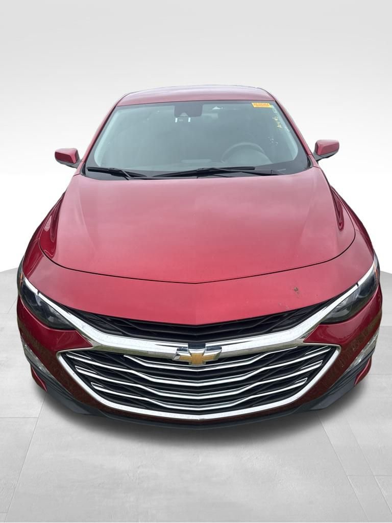 2024 Chevrolet Malibu 1LT photo 2