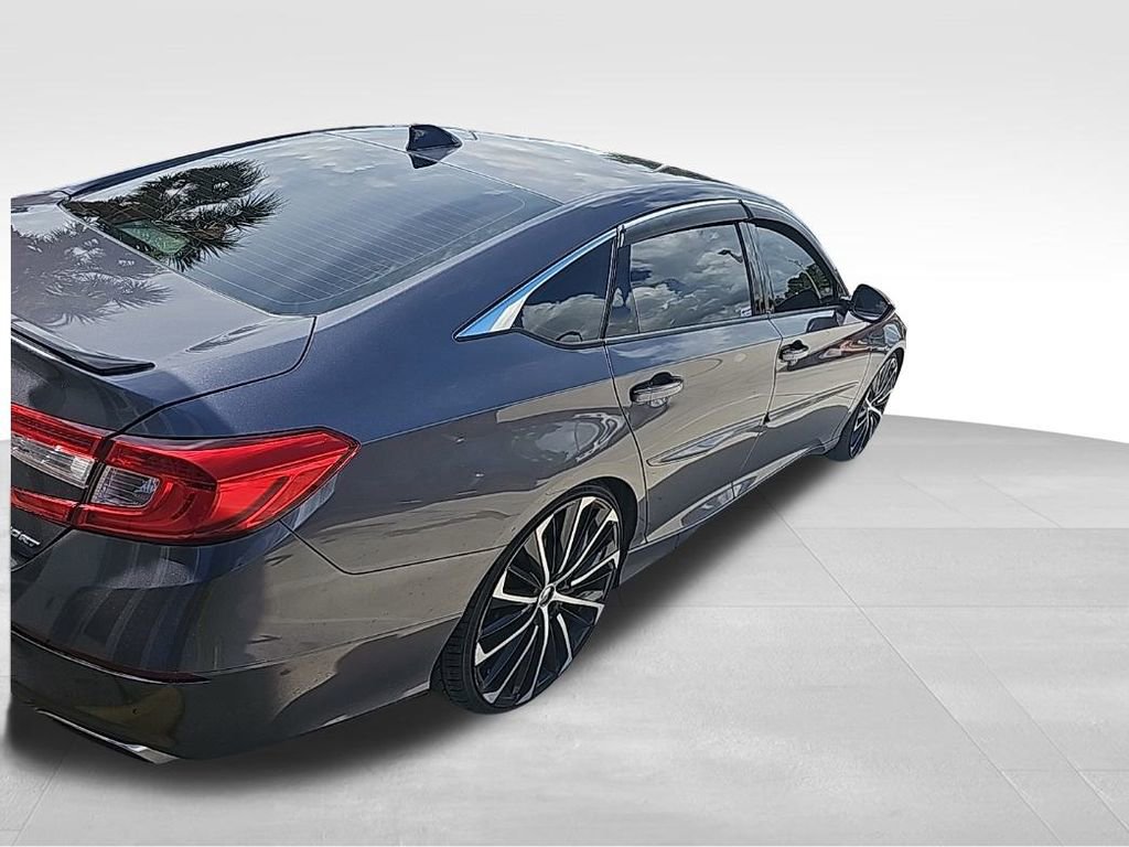 2018 Honda Accord Sport 1.5T photo 4