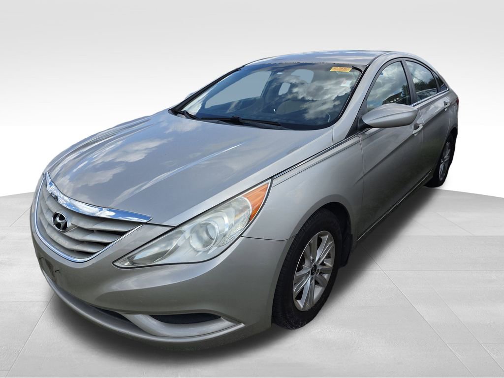 2011 Hyundai Sonata GLS photo 2