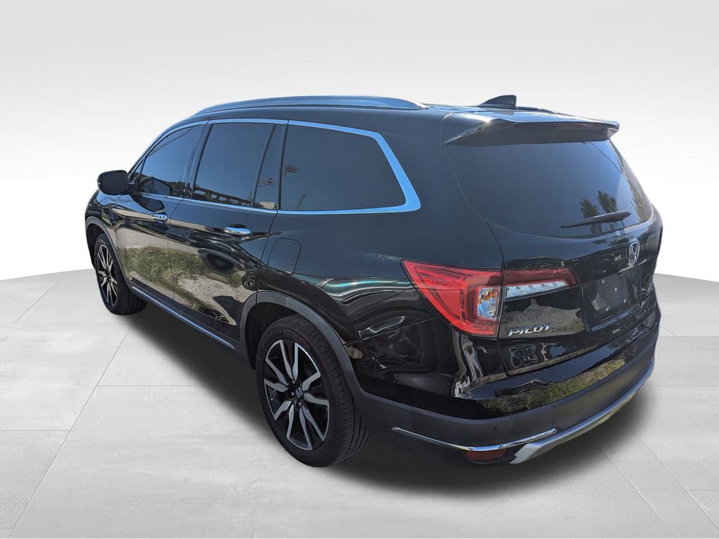 2022 Honda Pilot Touring photo 3