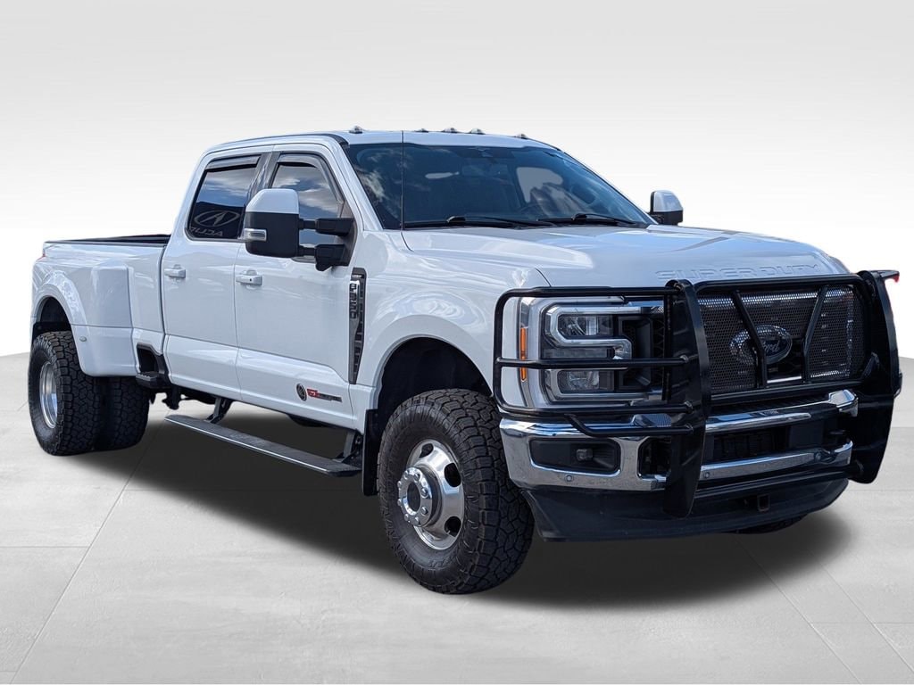 Used 2023 Ford Super Duty F-350 DRW LARIAT Truck Crew Cab