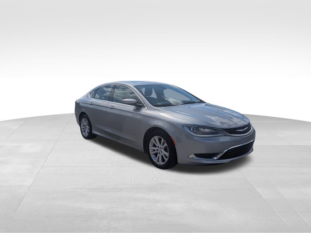 2016 Chrysler 200 Limited photo 2