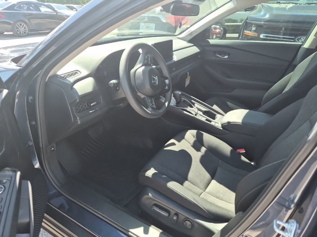 2025 Honda Accord SE photo 4