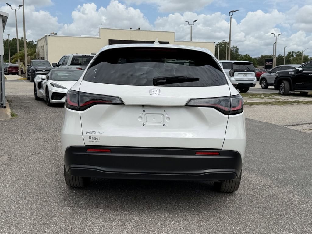 2026 Honda HR-V LX - Photo 6