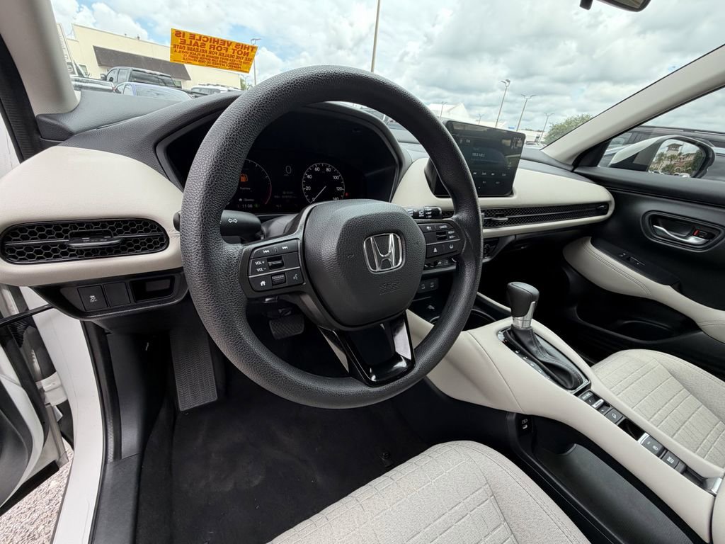 2026 Honda HR-V LX - Photo 17