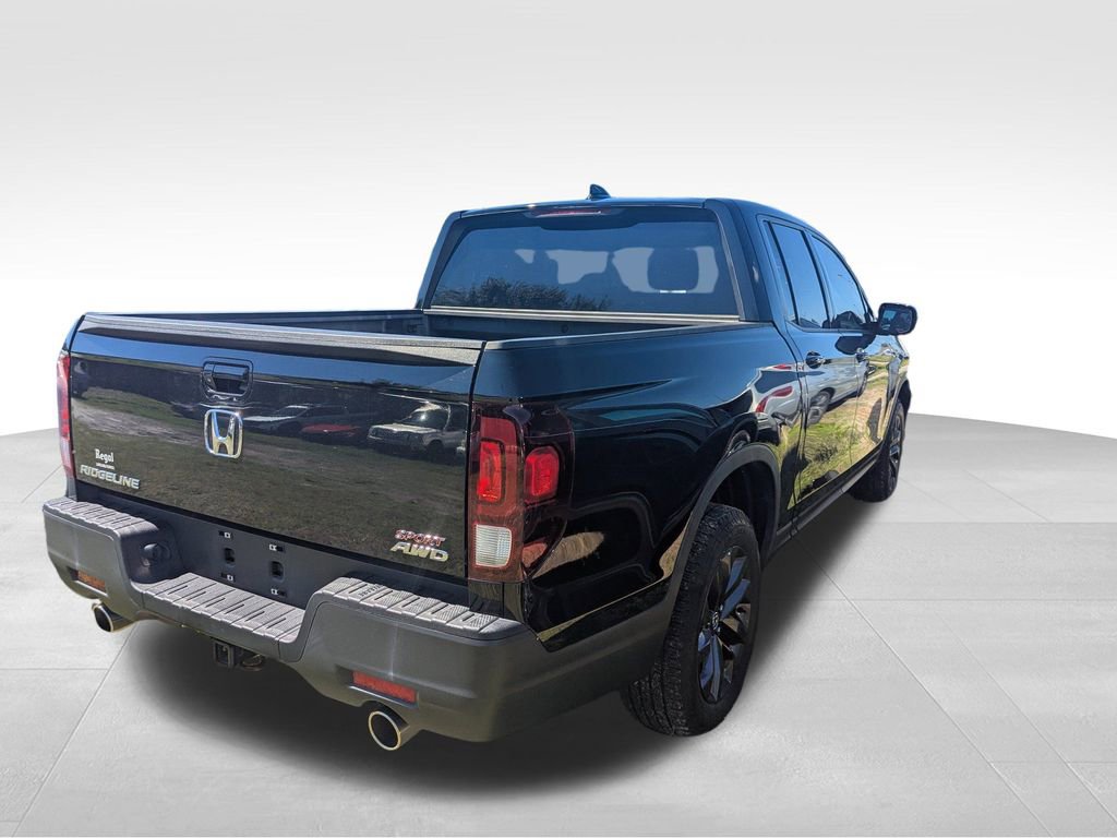 2023 Honda Ridgeline Sport photo 2