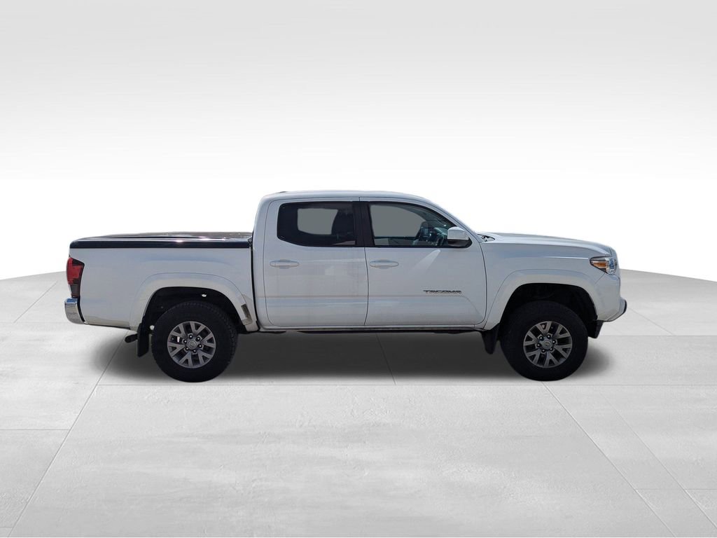 2019 Toyota Tacoma SR5 photo 3