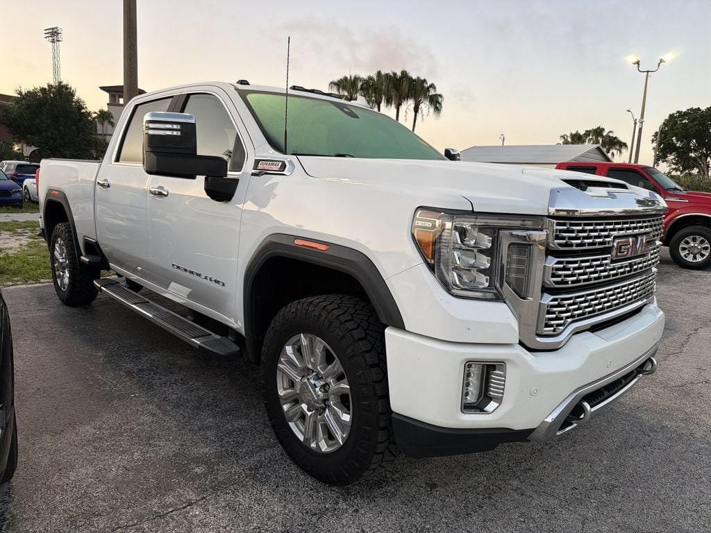 2020 GMC Sierra 4WD Crew Cab Standard Box Denali's photo