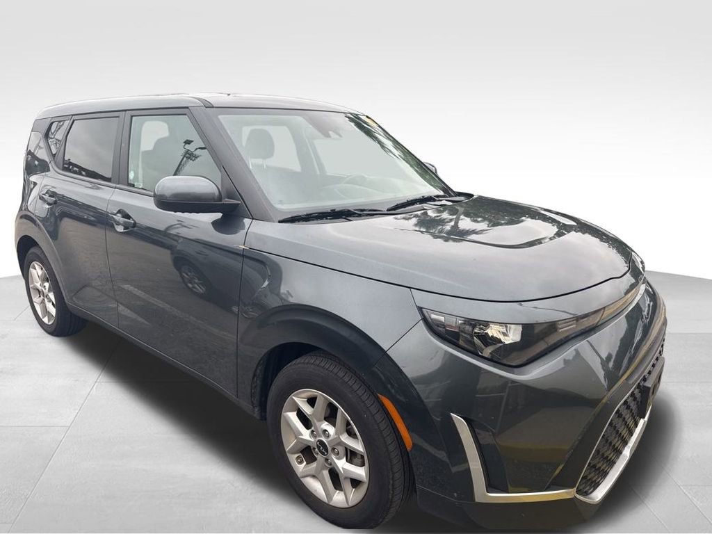 2024 Kia Soul LX photo 4