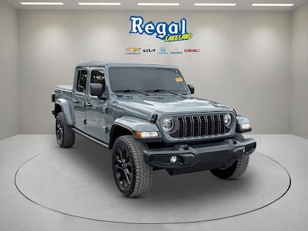 2025 Jeep Gladiator Nighthawk Truck Crew Cab