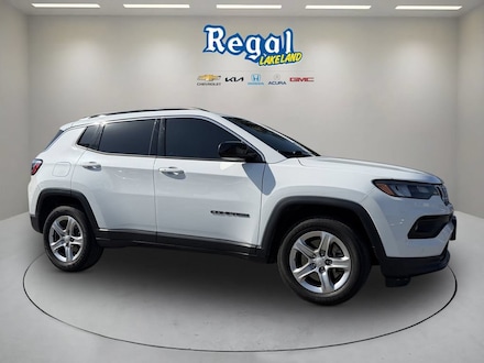 2023 Jeep Compass Latitude SUV