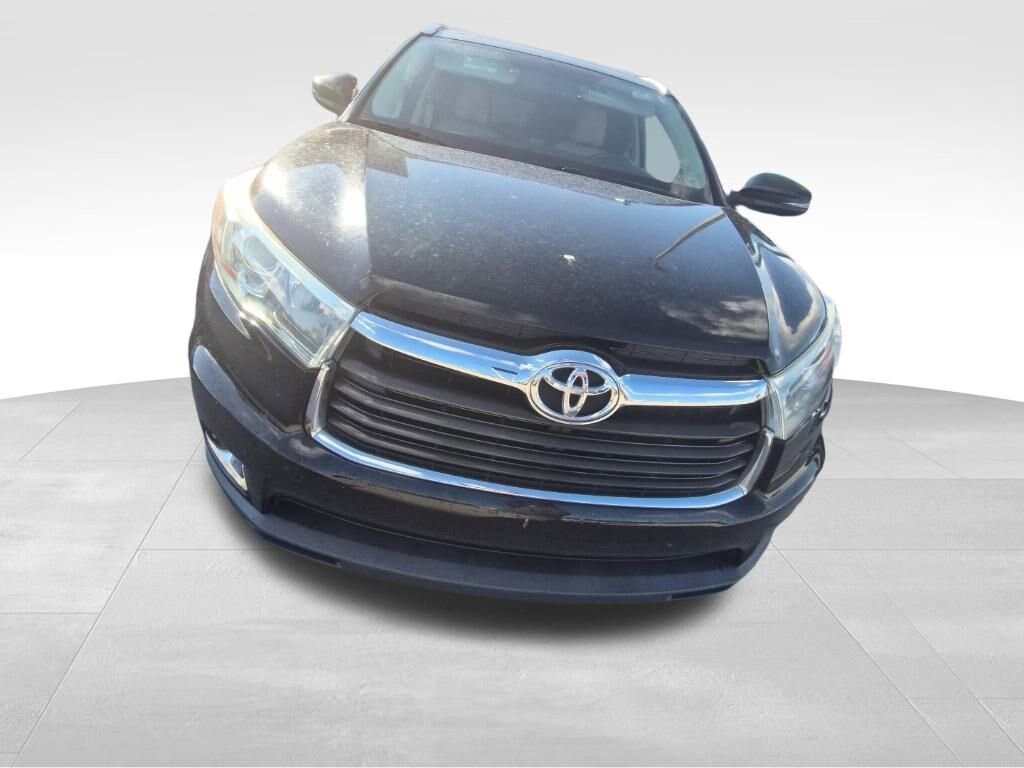 Used 2016 Toyota Highlander Limited SUV