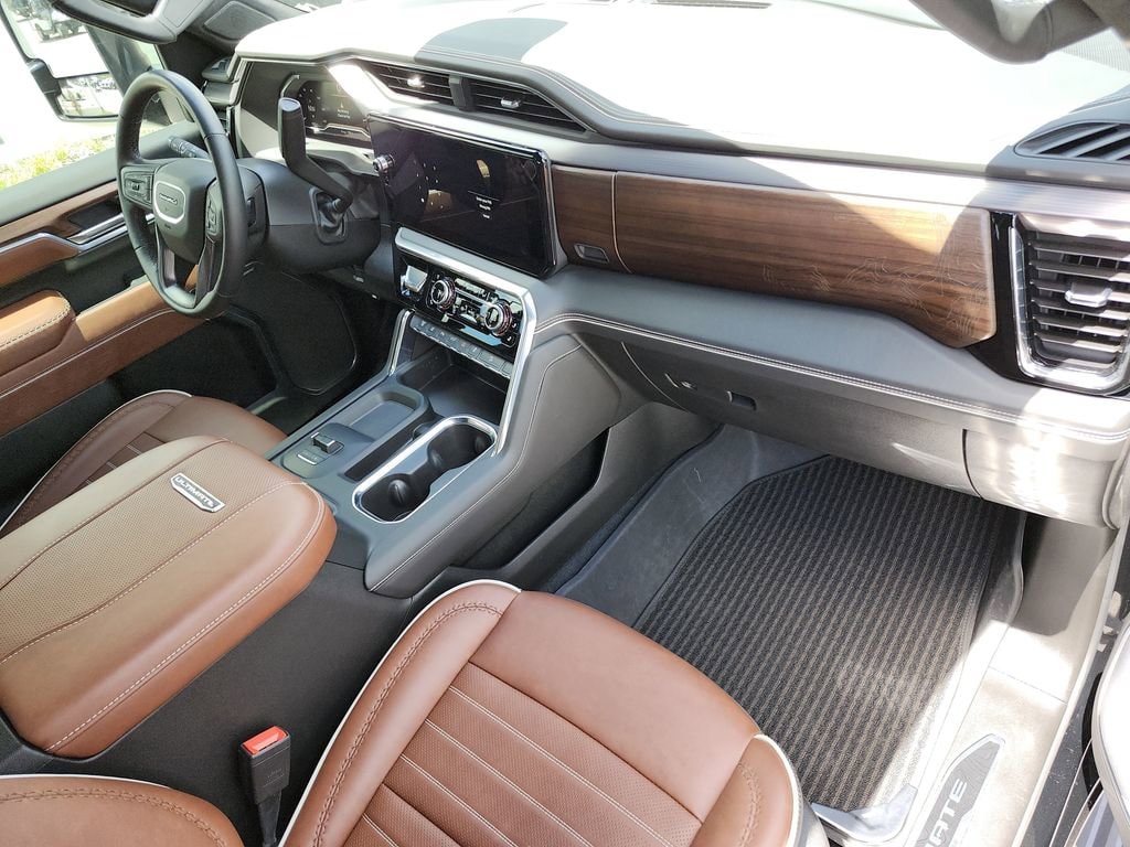 2025 GMC Sierra 2500HD Denali Ultimate - Photo 12
