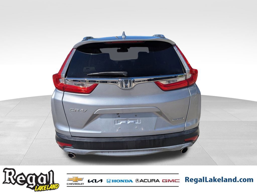 2018 Honda CR-V Touring photo 4