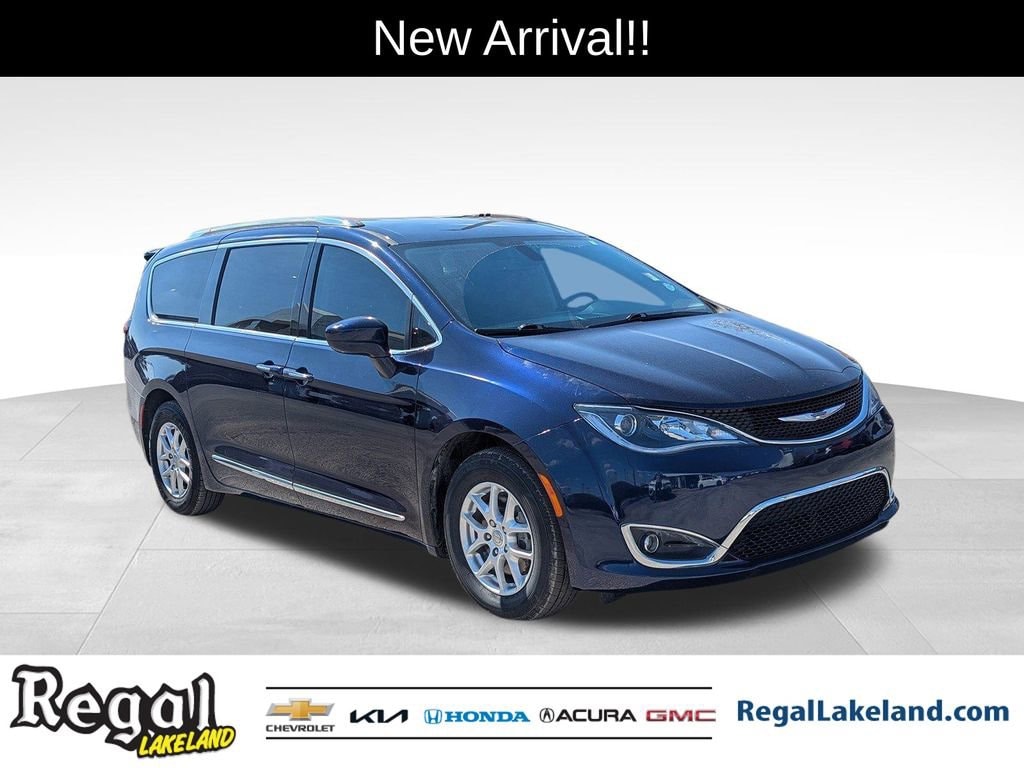 2020 Chrysler Pacifica Touring L