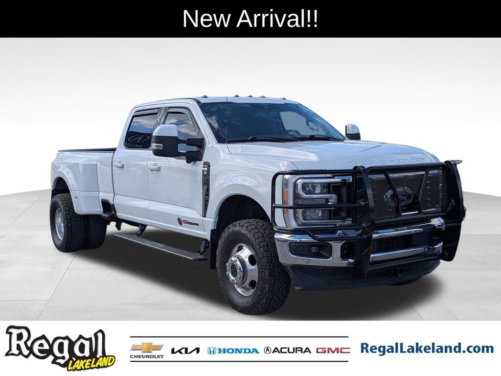 Used 2023 Ford Super Duty F-350 DRW LARIAT Truck Crew Cab