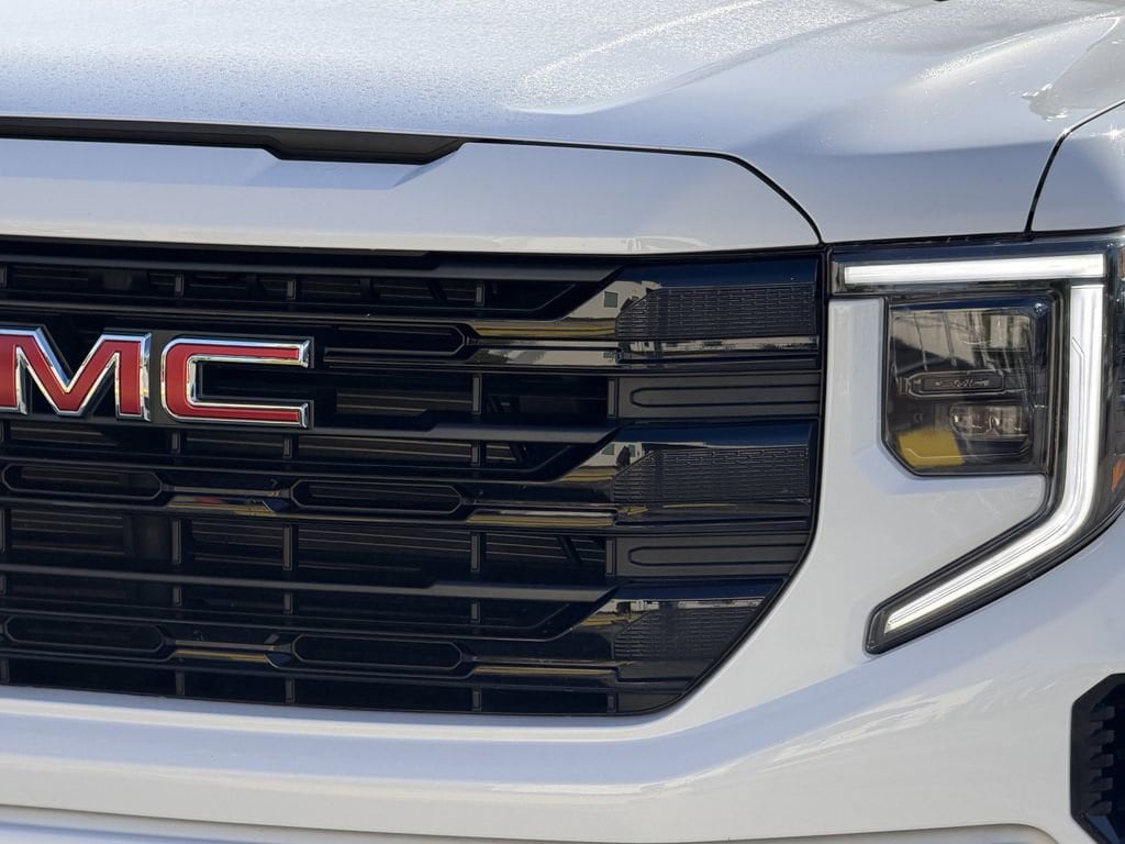 2024 GMC Sierra 1500 Elevation - Photo 11