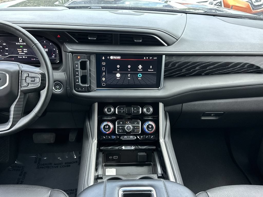 2023 GMC Yukon Denali - Photo 15
