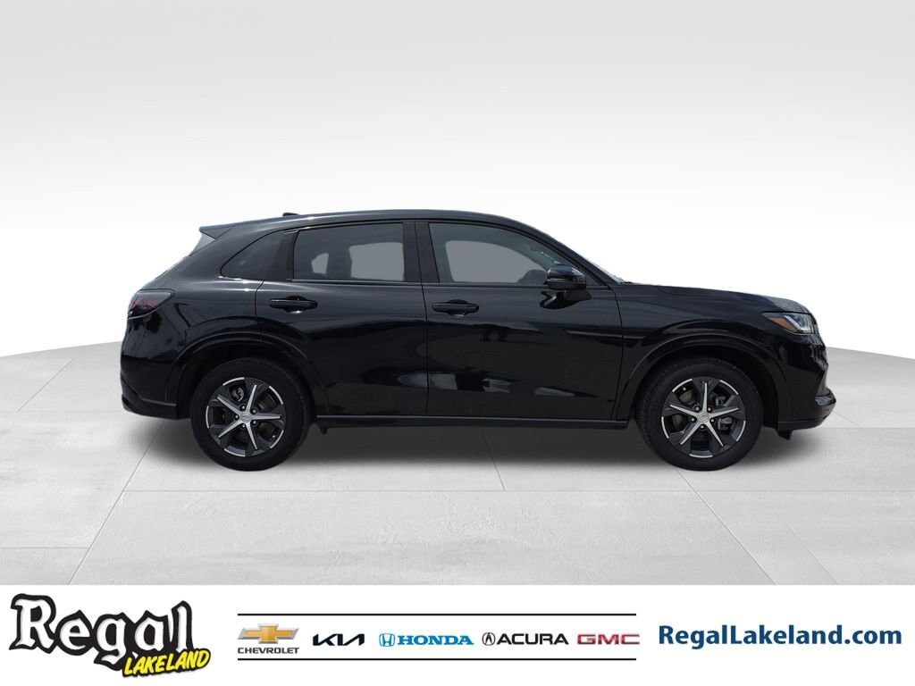 2023 Honda HR-V EX-L photo 3