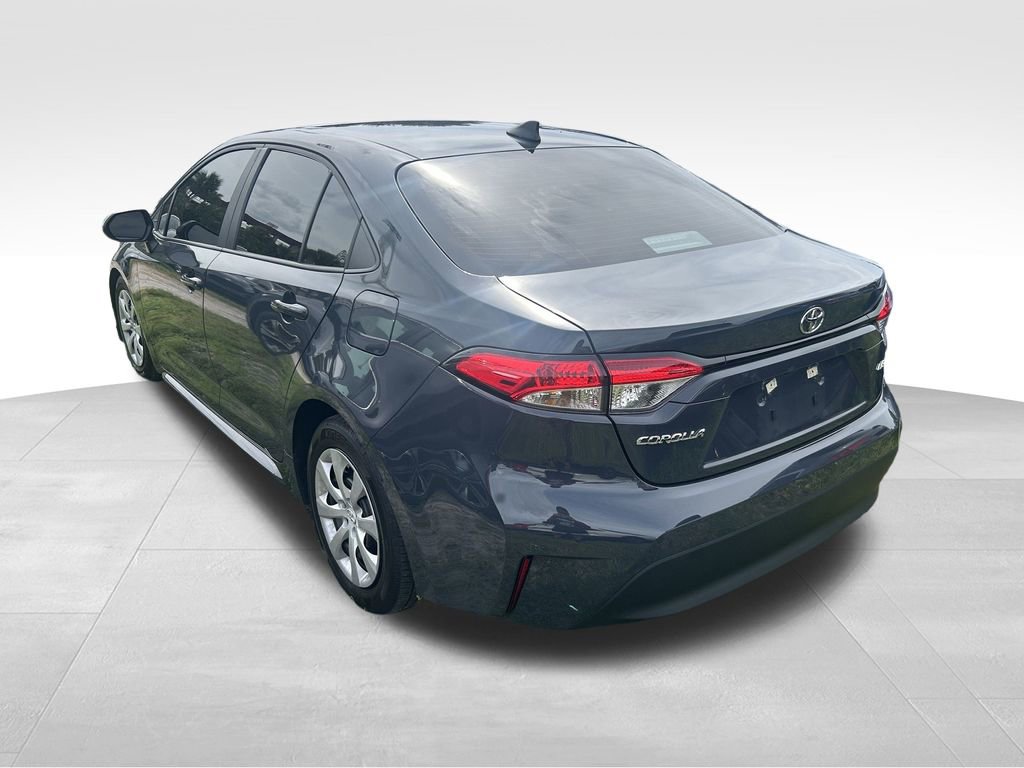 2024 Toyota Corolla LE photo 3