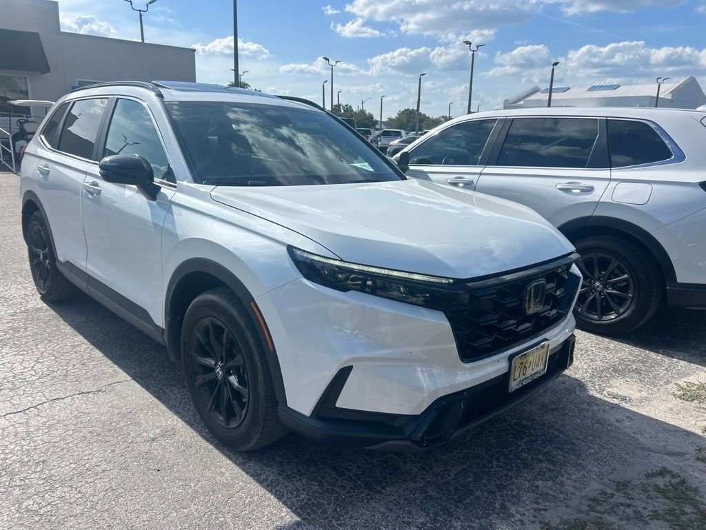 2024 Honda CR-V Hybrid Sport-L AWD's photo