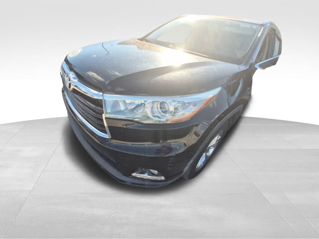 Used 2016 Toyota Highlander Limited SUV