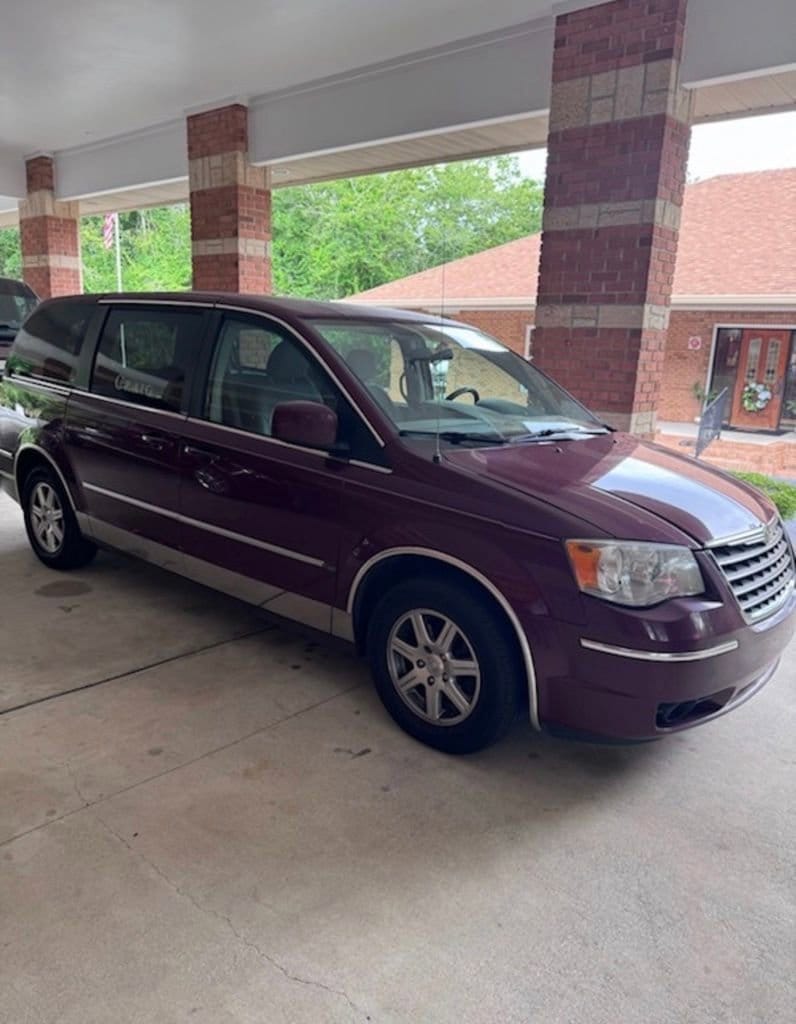 2009 Chrysler Town & Country's photo