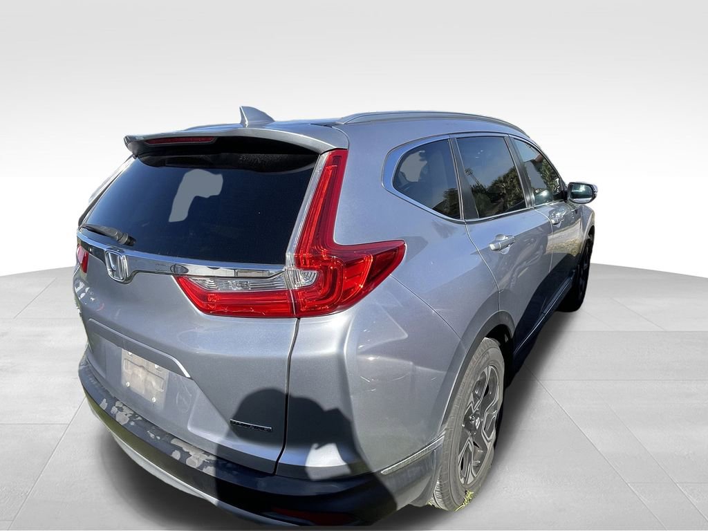 2017 Honda CR-V Touring photo 2