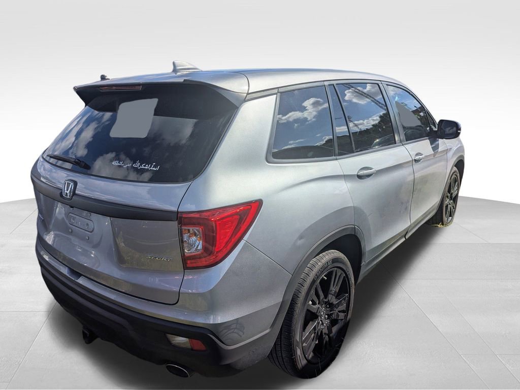 2019 Honda Passport Sport photo 2
