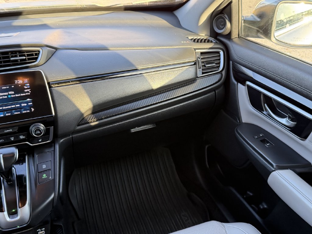 2022 Honda CR-V Touring - Photo 16