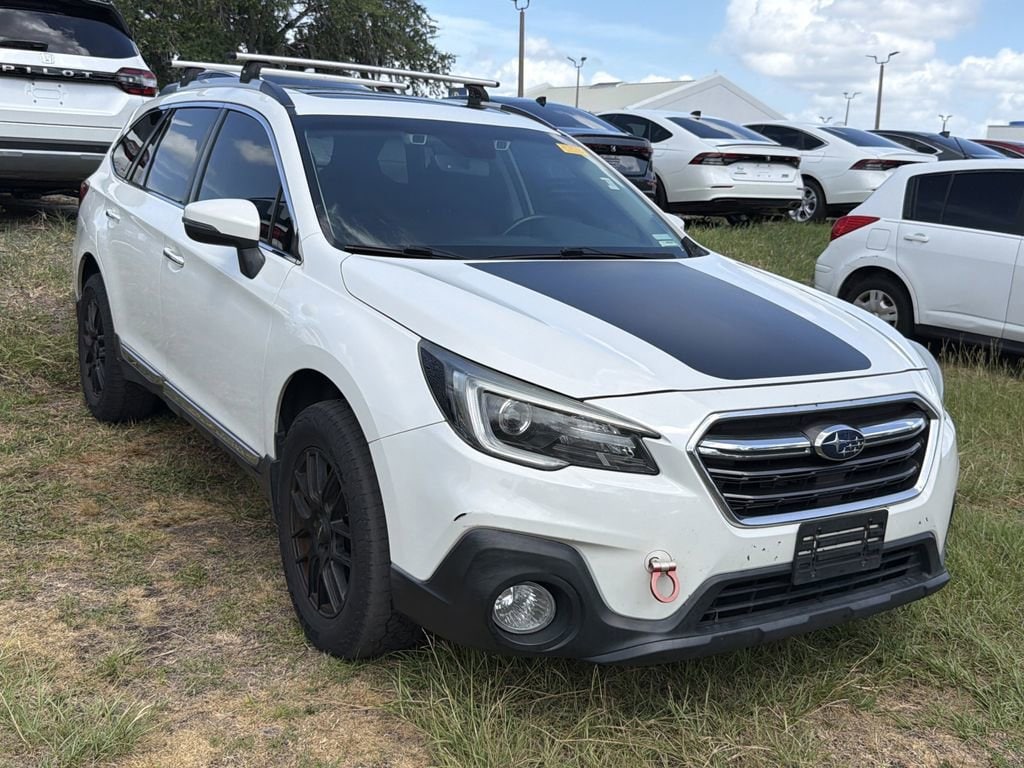 2019 Subaru Outback 2.5i Touring's photo