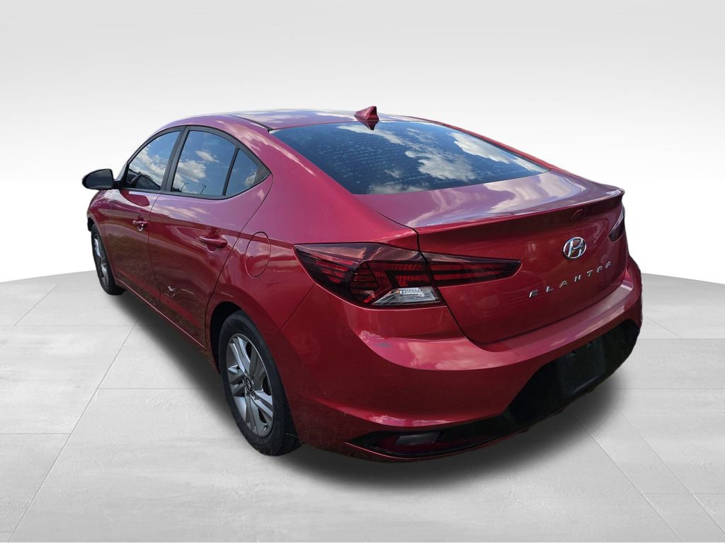 2020 Hyundai Elantra Value Edition photo 3