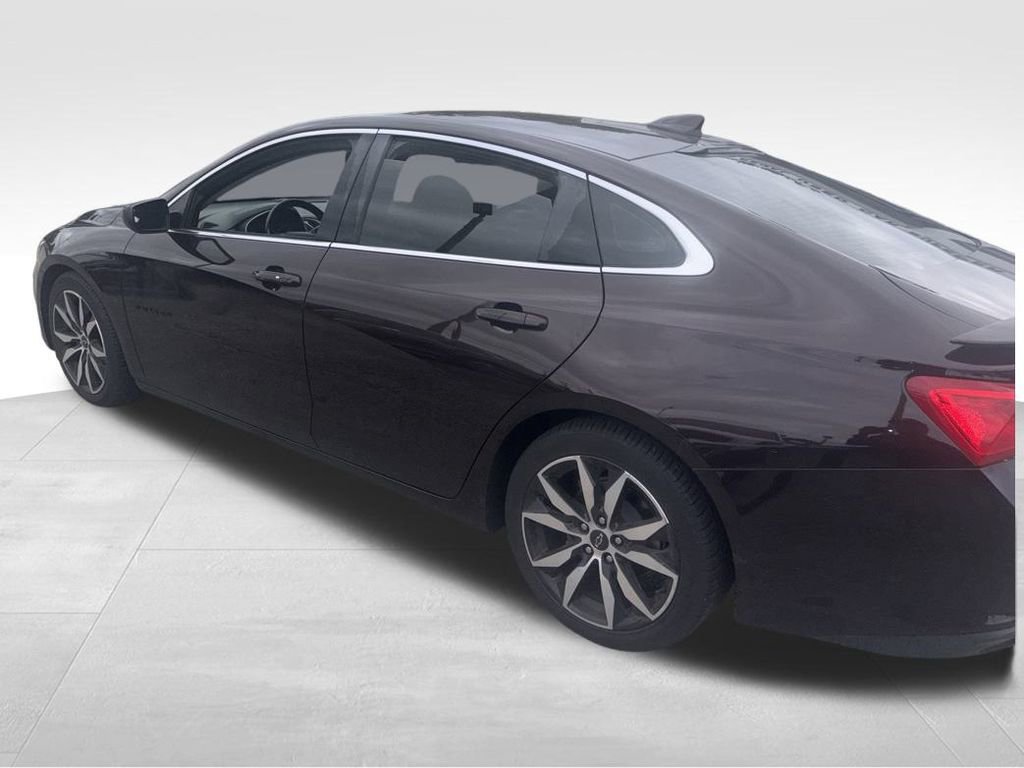 2021 Chevrolet Malibu RS photo 3