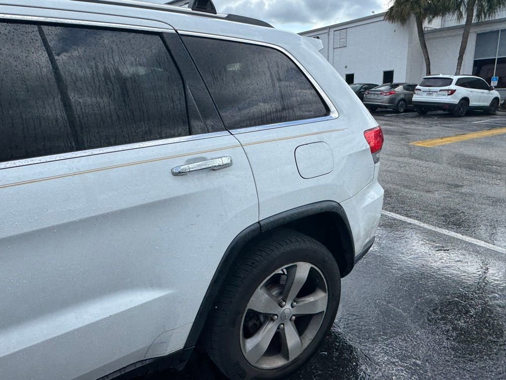 2015 Jeep Grand Cherokee Limited photo 4