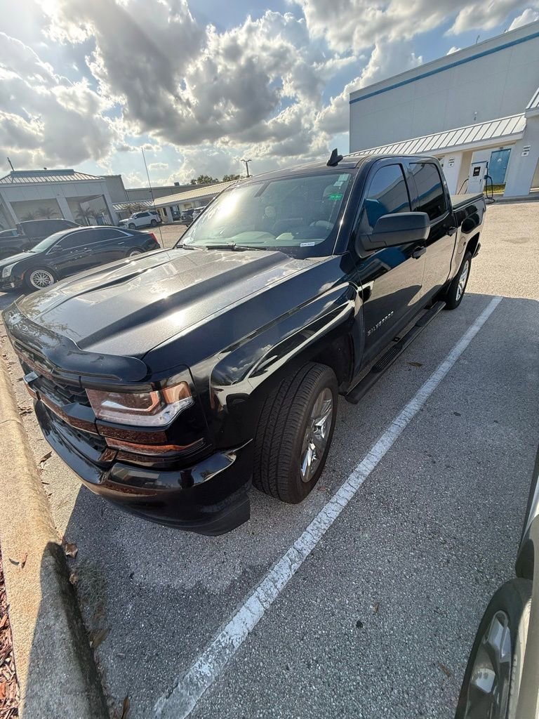 2018 Chevrolet Silverado 1500 Custom