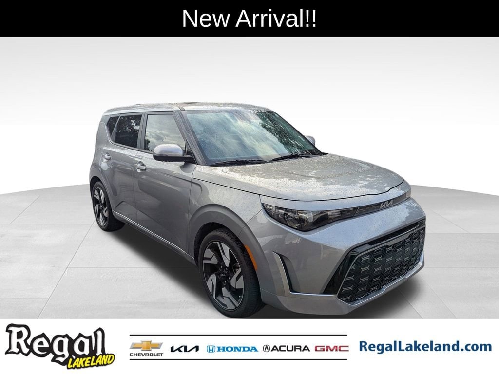 2025 Kia Soul GT-Line's photo