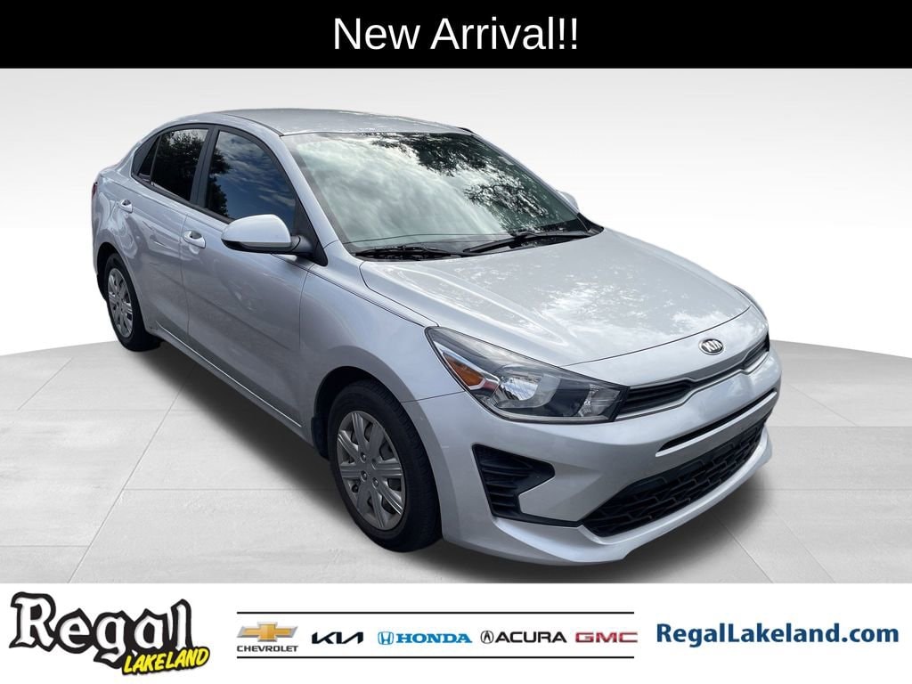 2021 Kia Rio S's photo