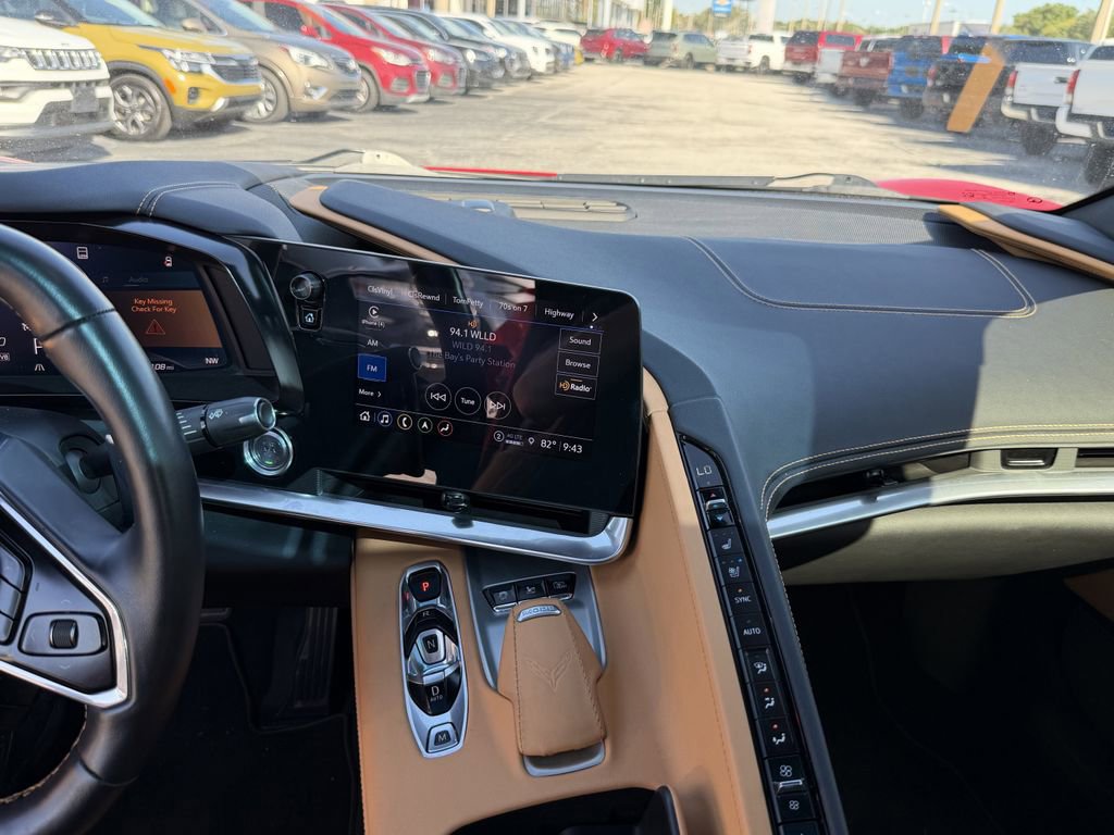 2022 Chevrolet Corvette 2LT - Photo 15