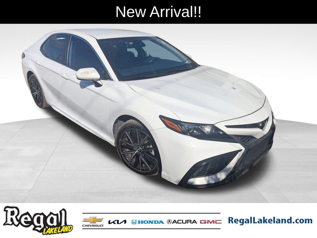 2021 Toyota Camry SE