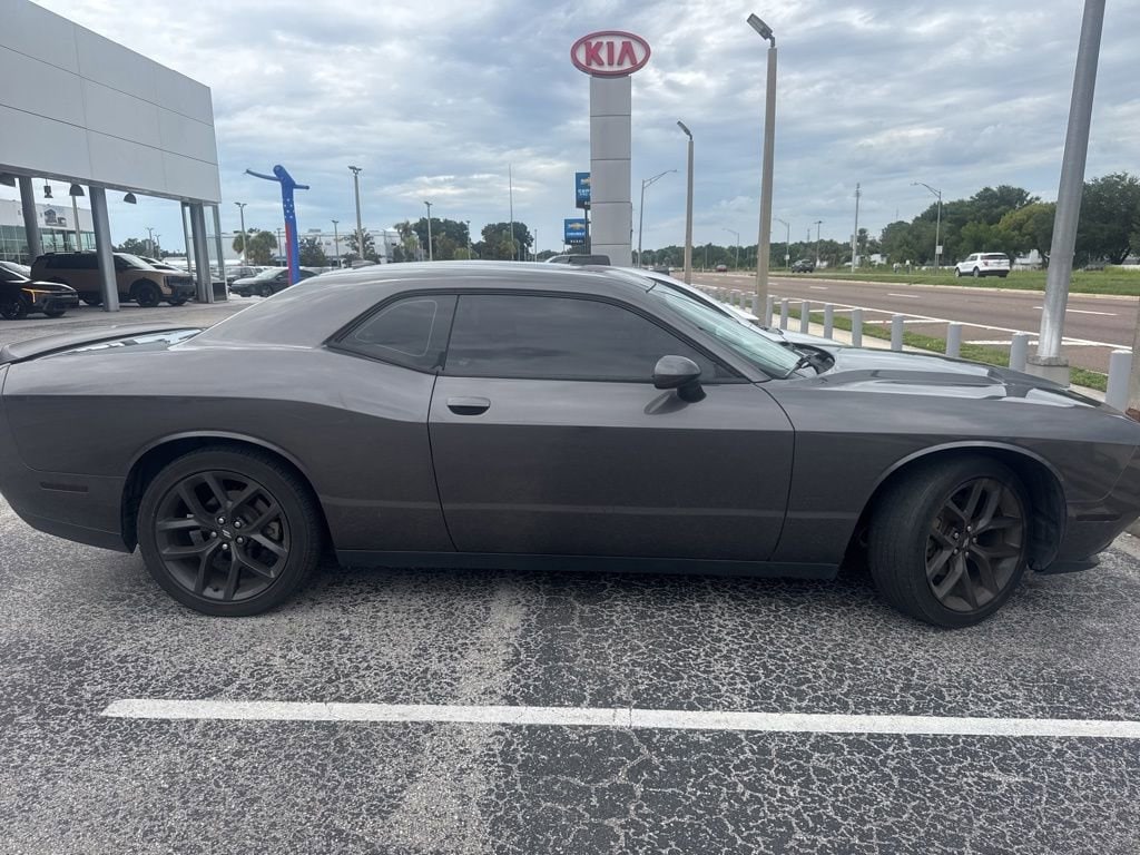 2021 Dodge Challenger SXT Auto's photo