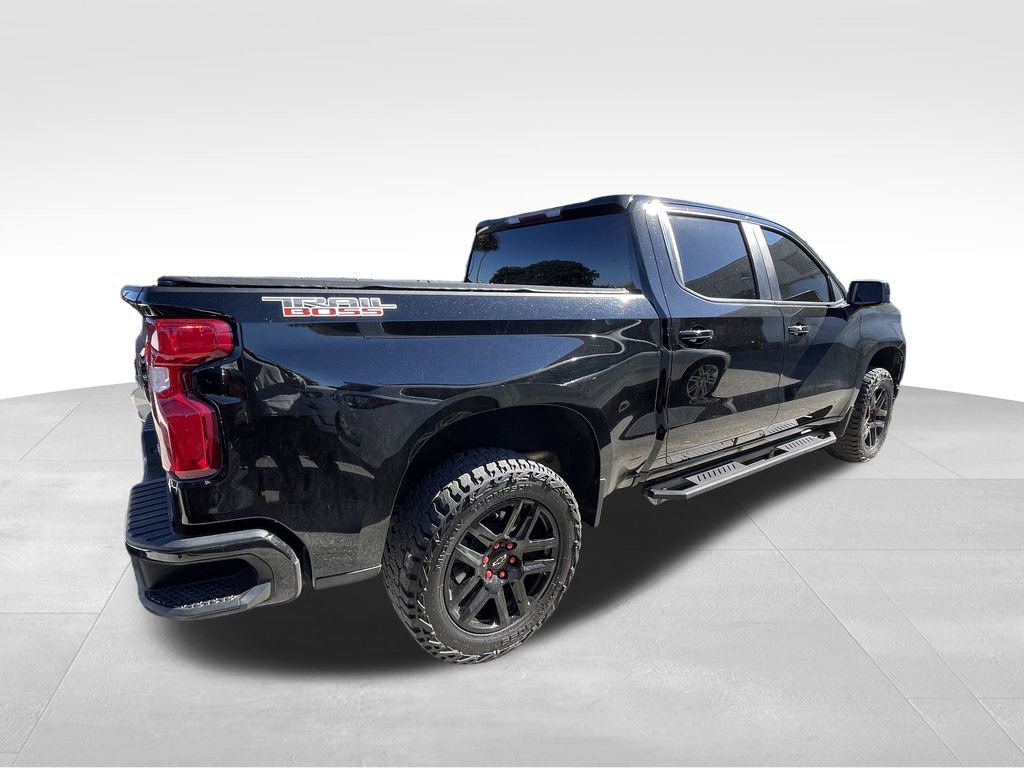 2022 Chevrolet Silverado 1500 LT Trail Boss photo 2