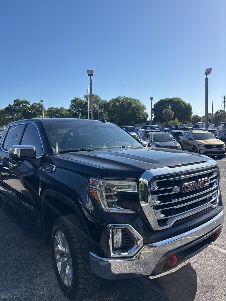2021 GMC Sierra 4WD Crew Cab Short Box SLT's photo