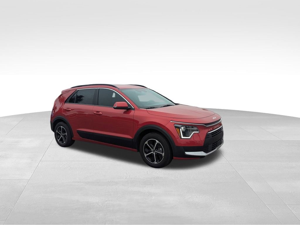 Certified 2025 Kia Niro EX SUV