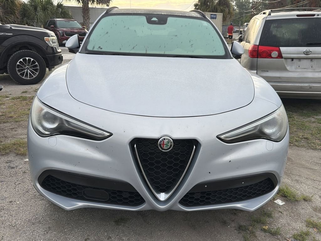 2022 Alfa Romeo Stelvio Ti AWD's photo