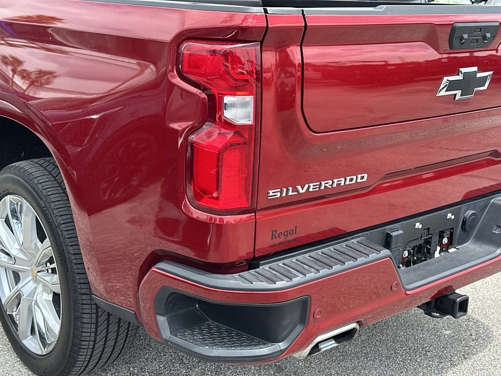 2025 Chevrolet Silverado 1500 High Country - Photo 10