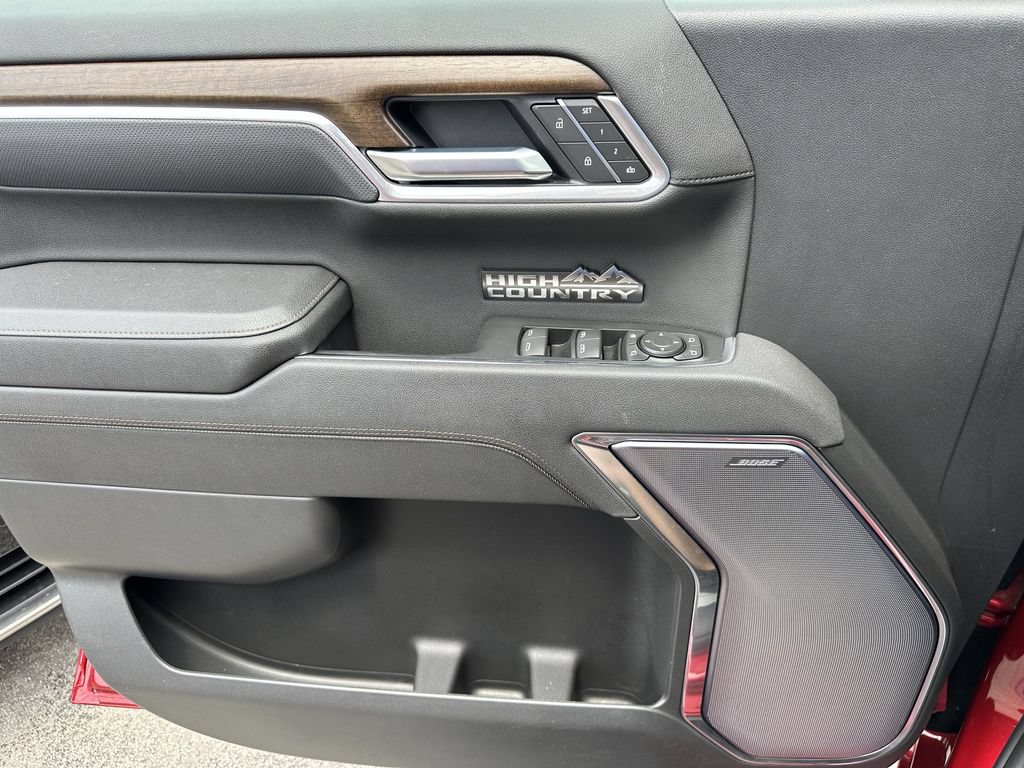 2025 Chevrolet Silverado 1500 High Country - Photo 22