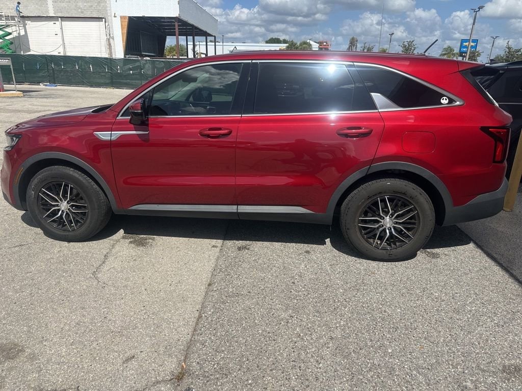 Certified 2023 Kia Sorento LX SUV