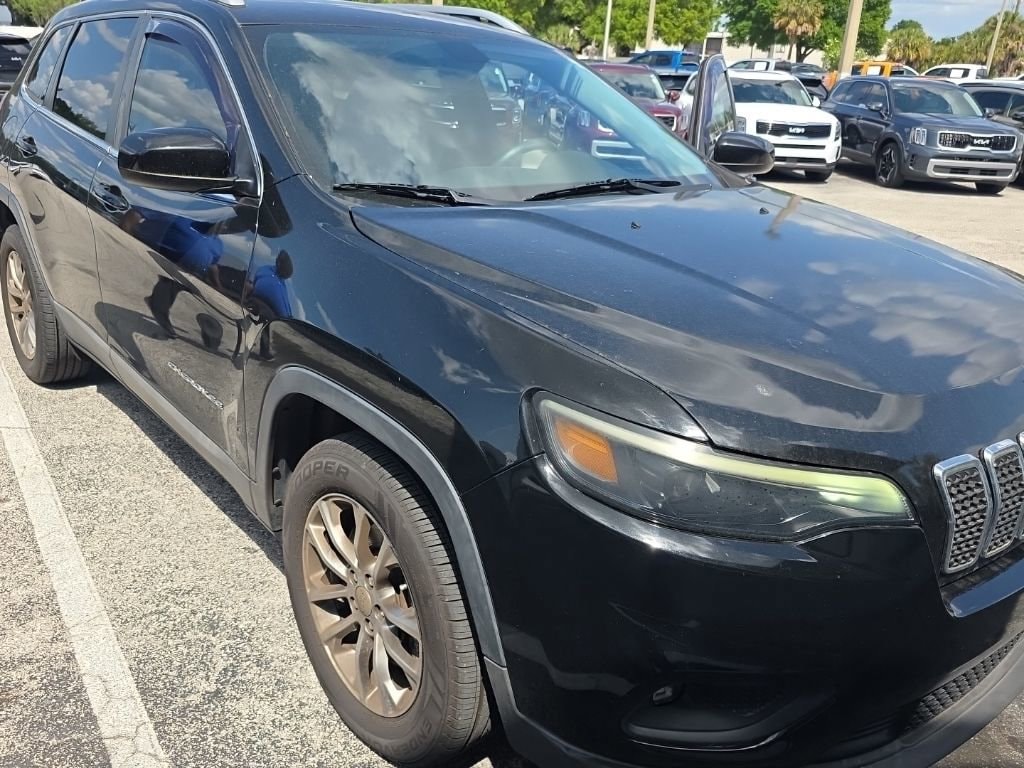 Used 2019 Jeep Cherokee Latitude Plus SUV